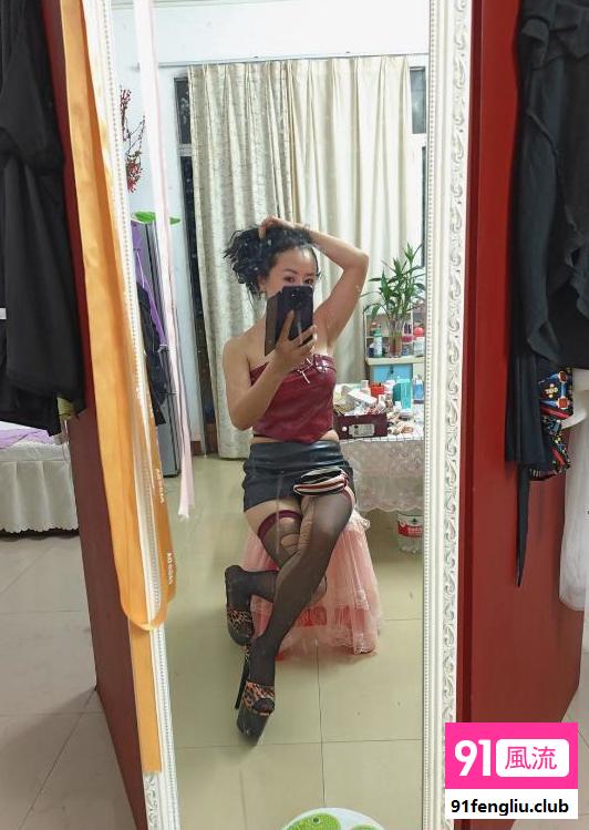 白云风骚SM少妇